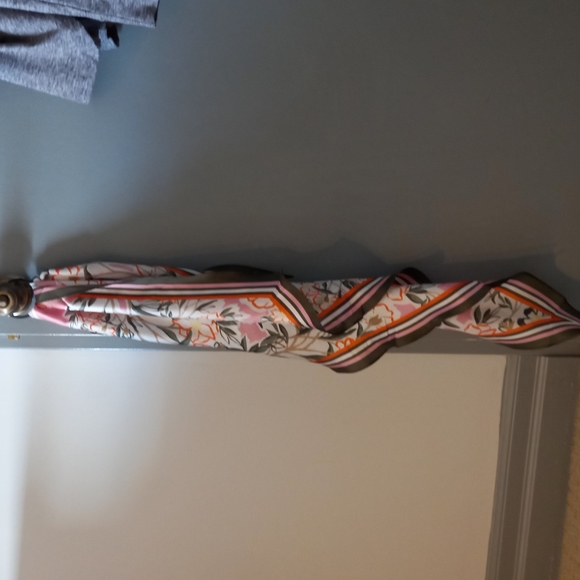 3 for $10: Ann Taylor polyester neck scarf NWT - Picture 3 of 7